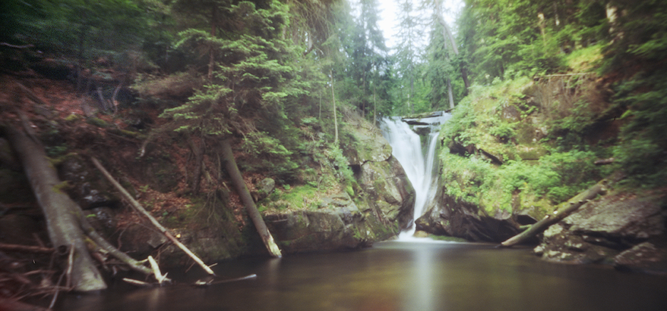 Pinhole Noon 6x12 Aviphot iso 80
