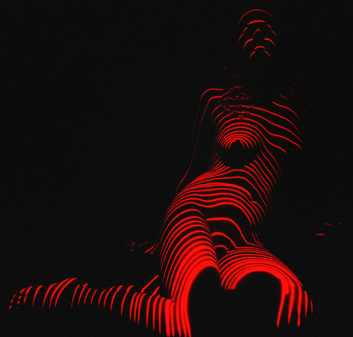 cienka czerwona linia