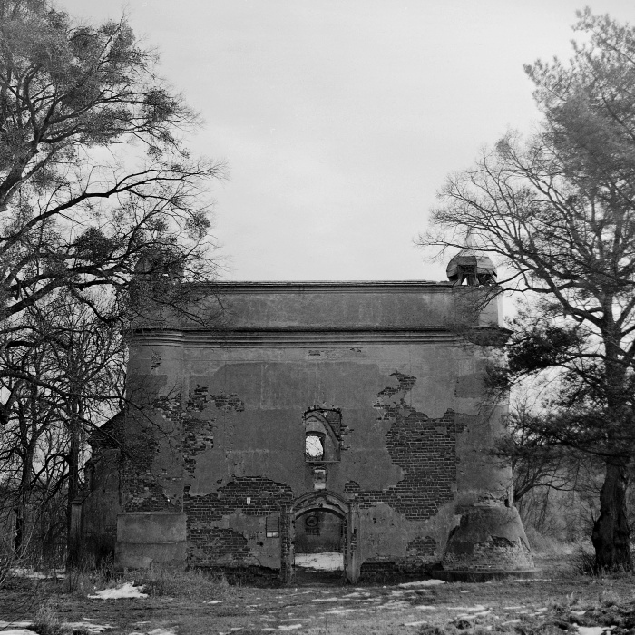 Ruiny kościoła w Chojnicy