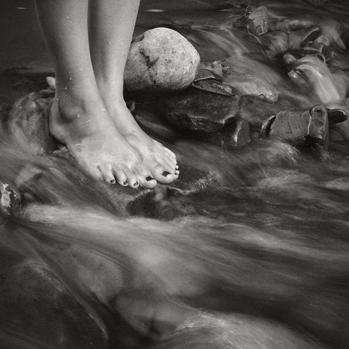Ophelia's feet