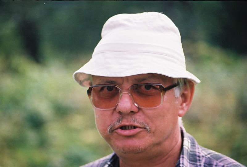 bieszc zady na szlaku; bieszczadnik.