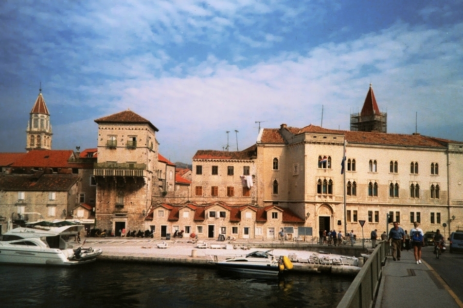 Trogir kolor
