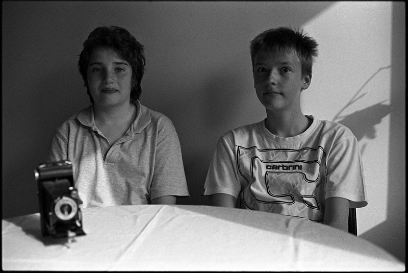 babcia edukuje dzieci James &Mati