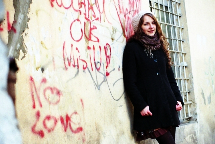 NO LOVE!