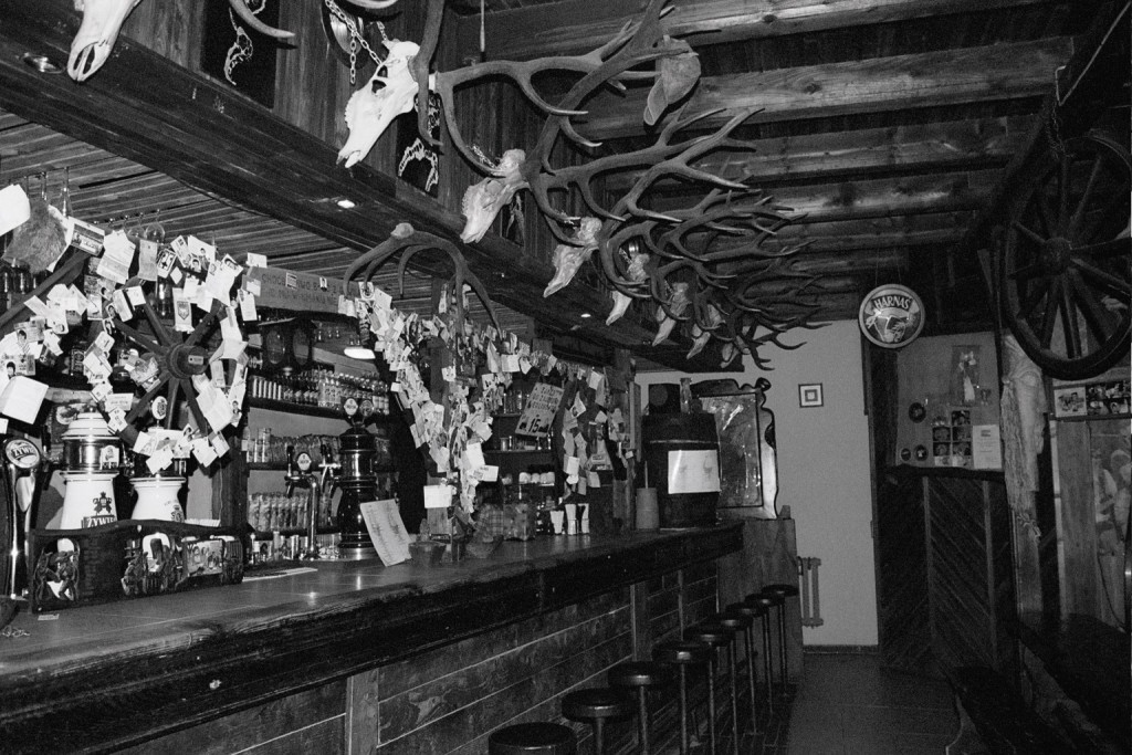 bar ludzi z mgły
