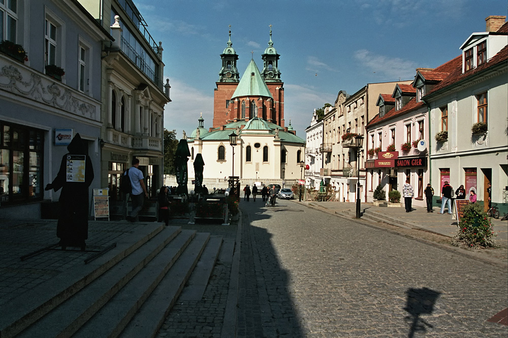 Półcień / z cyklu: Gniezno