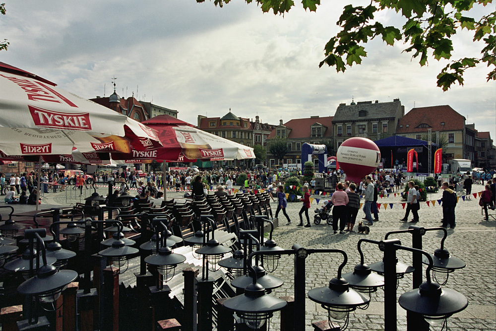 Impreza / z cyklu: Gniezno.