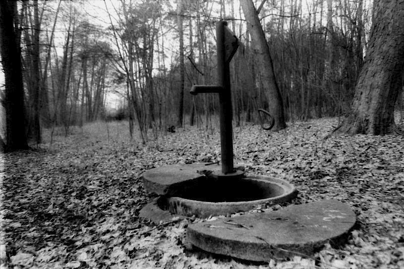 Trochę wyobcowany hydrant