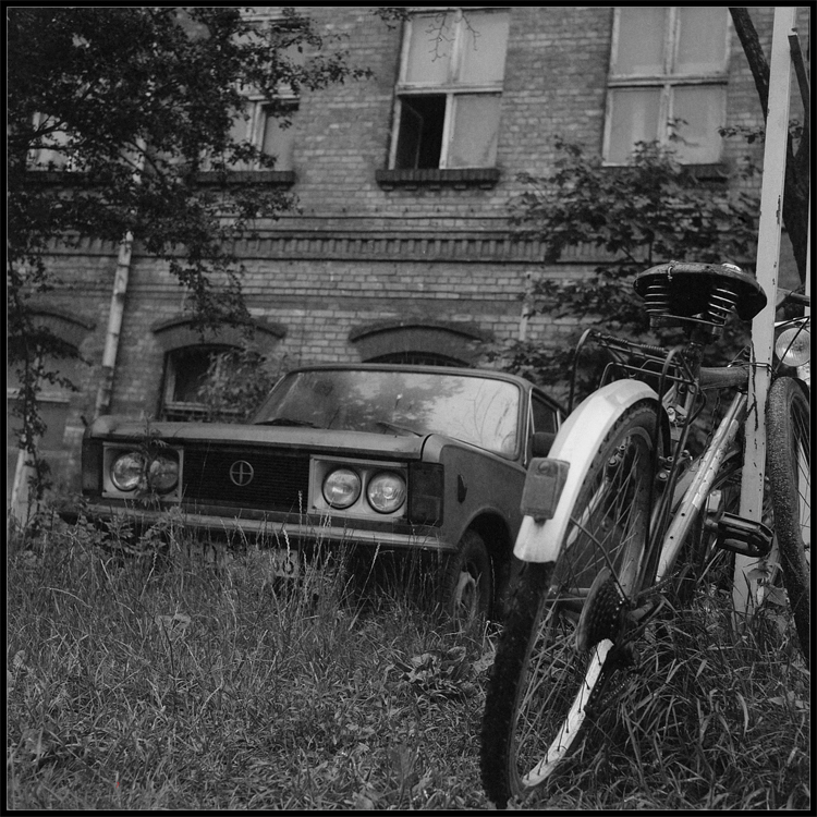 Beznadzieja. Bryka i fabryka