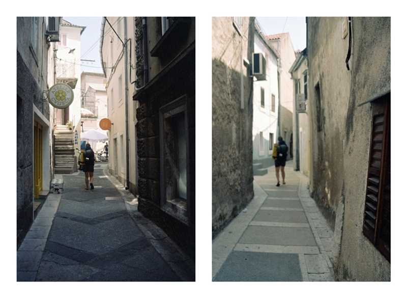 Zbieżno-rozbieżny.