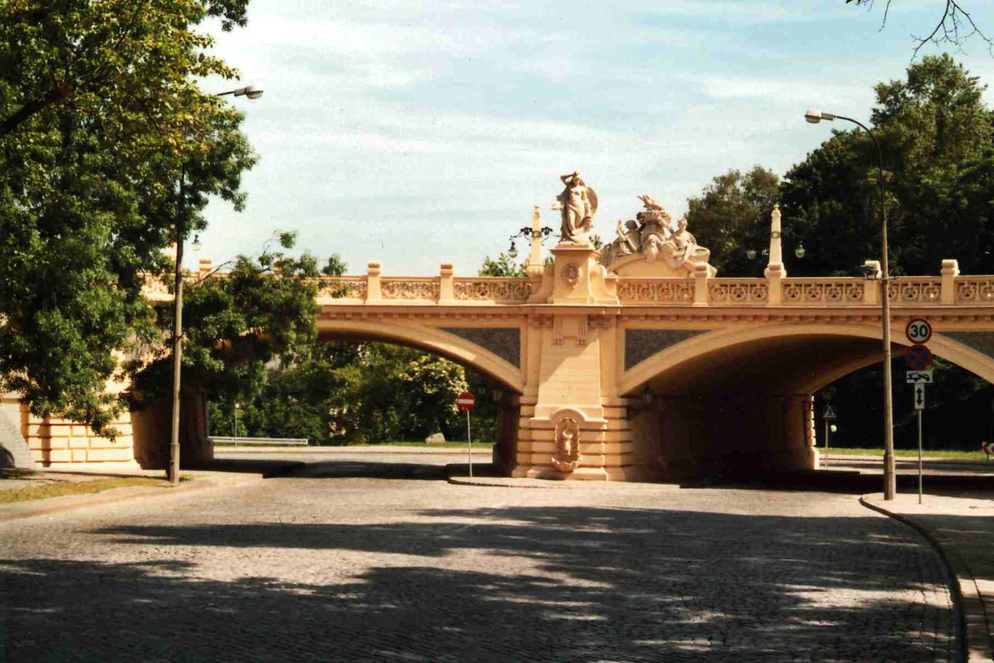 Karowa wiosną