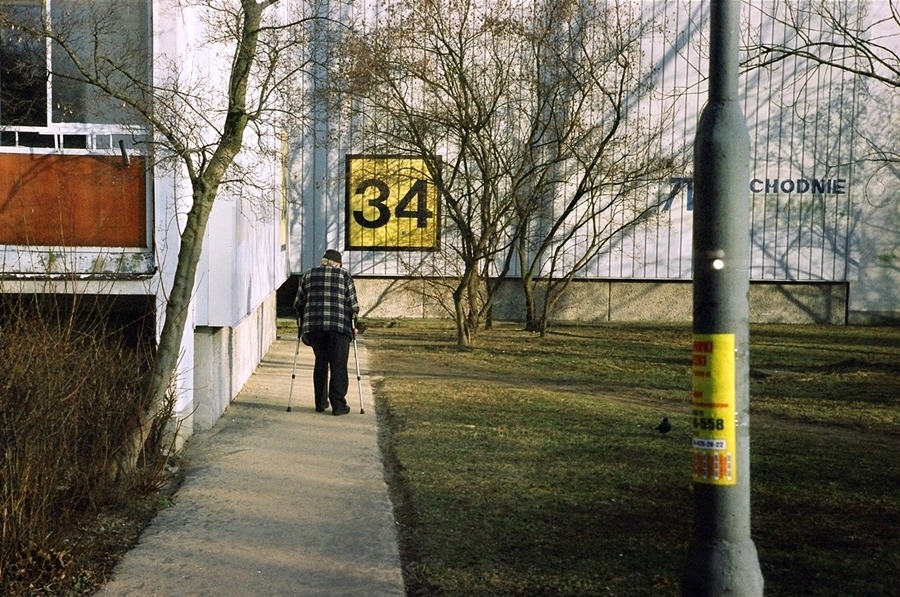 34