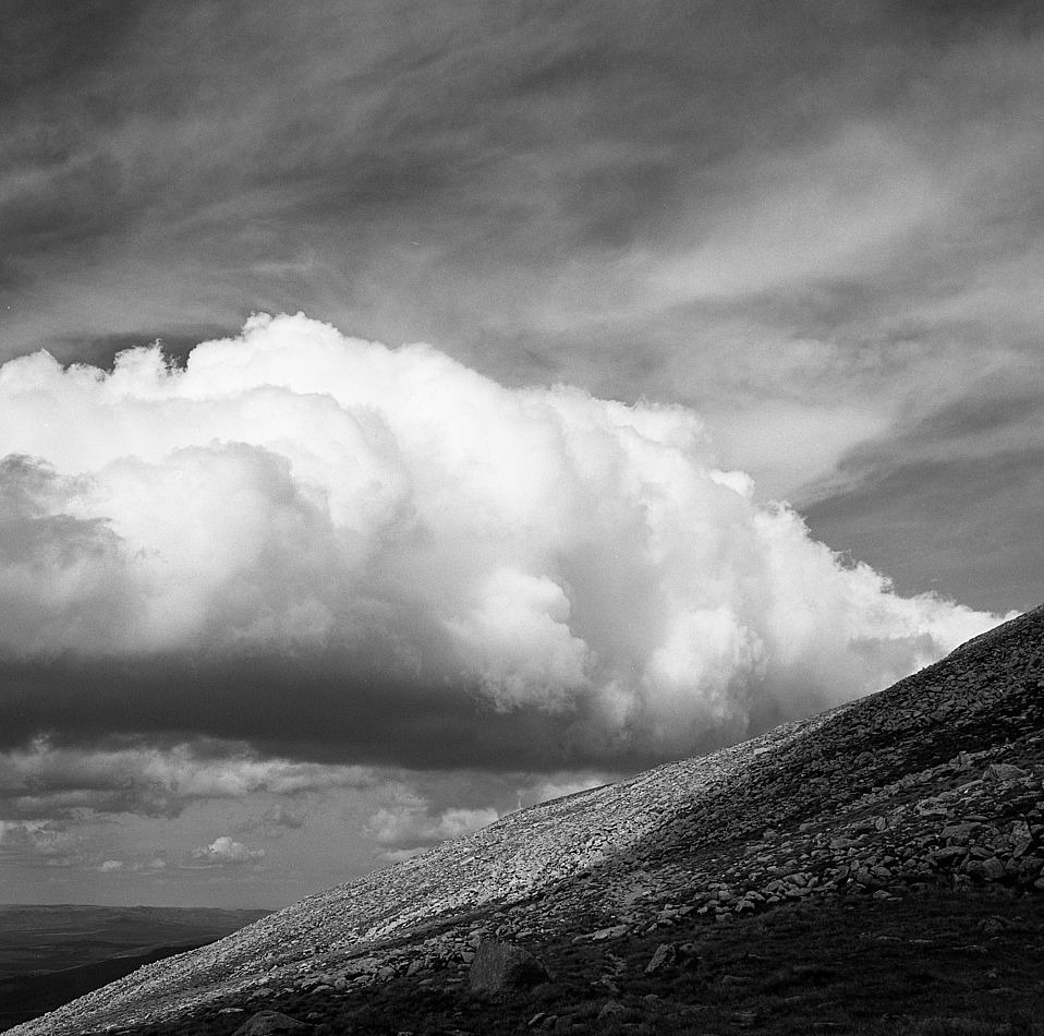 Chmury nad Cairngarm