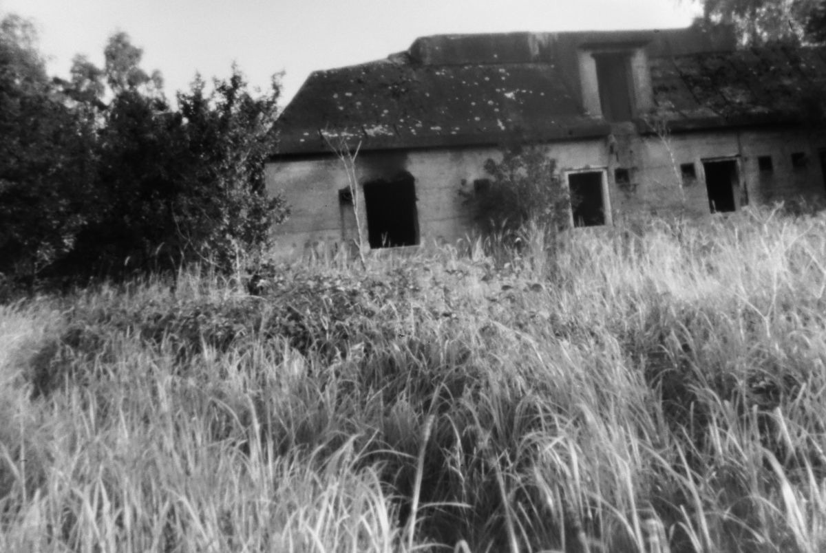 PINHOLE 9x12