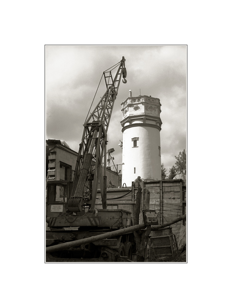 Widok z dżwigiem