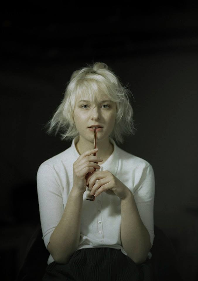 Dziewczyna z Grzebieniem