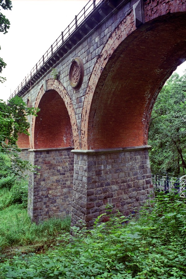 Most nad Borują