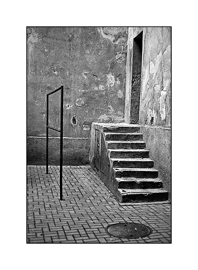 trzepak, schody, studzienka